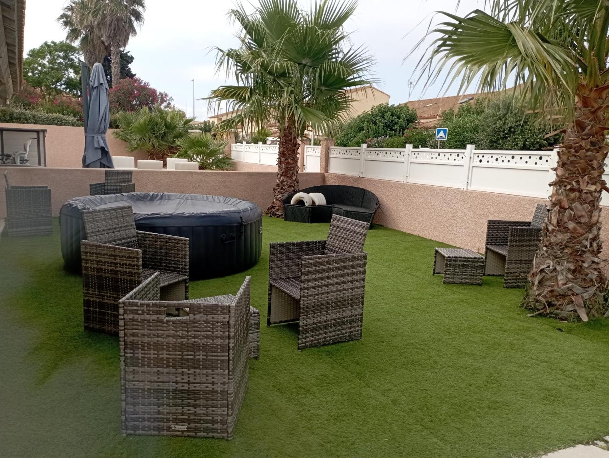 Chambre 2 Lits Simples Spa Piscine A La Plageplage Valras-Plage Exterior foto